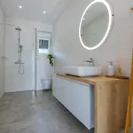 Lovely Home In Donji Prolozac Дом отдыха